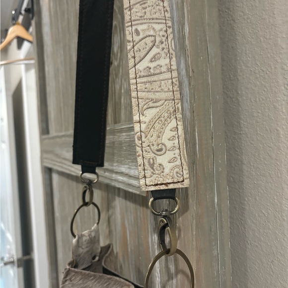 Genuine leather and cow hide purse and wallet - Picture 3 of 5